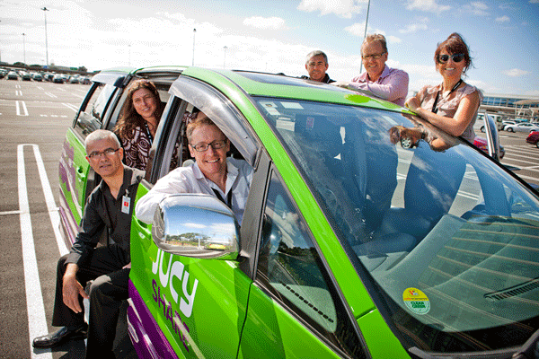 staff shuttles auckland airport